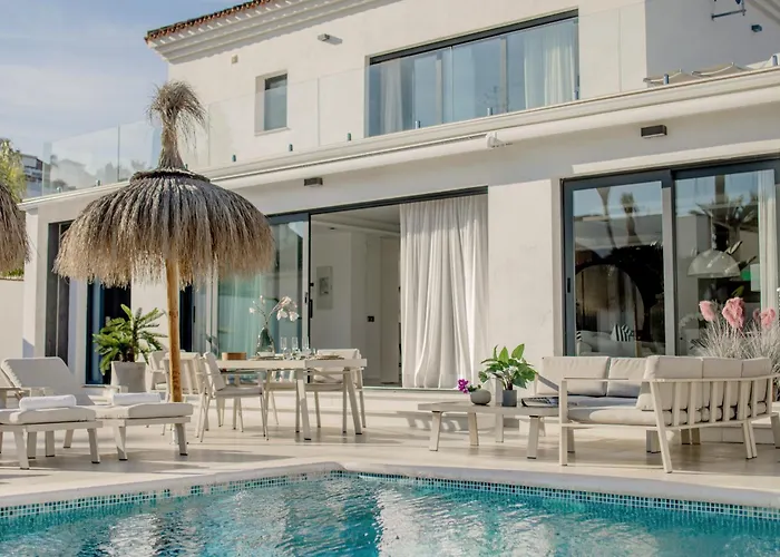 Vila La Sala Puerto Banus *